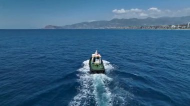Römorkör liman görüntüsü 4 K Türkiye Alanya 'da açıldı.