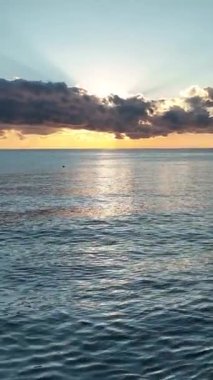 Deniz Dikey Videosunun Dokuları