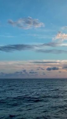 Dikey video hava görüntüleme hikayeleri