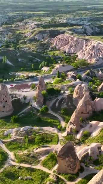 素晴らしい風景 カッパドキアはトルコの人気のある観光地です — ストック動画