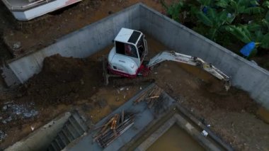 Bir inşaat alanının havadan görüntüsü