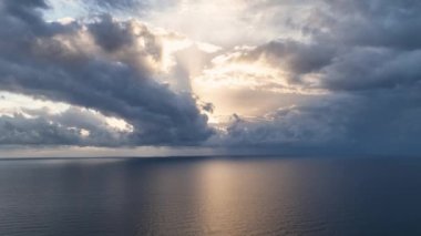 Hava manzarasından gün batımı 4 K Türkiye Alanya