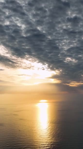Laut Juicy Matahari Terbenam Terbang Malam Musim Panas Pantai Mediterania — Stok Video