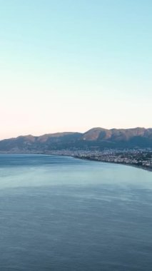 Güzel sabah denizi Gerçek renk