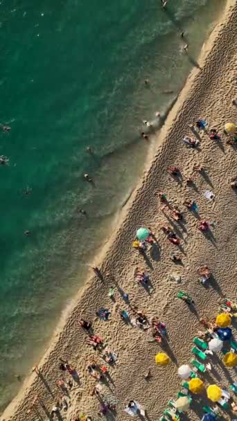 Menschen Sonnen Sich Strand Urlaub Der Türkei Mittelmeer — Stockvideo