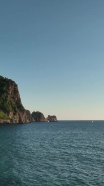 Dikey video yaz titreşimleri. Alanya Kalesi.