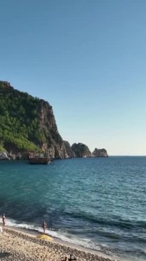 Dikey video yaz titreşimleri. Alanya Kalesi.