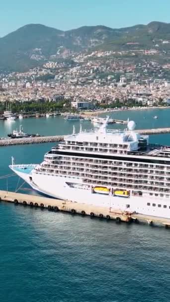 Büyük Bir Gemide Tatil Akdeniz Gezisi — Stok video