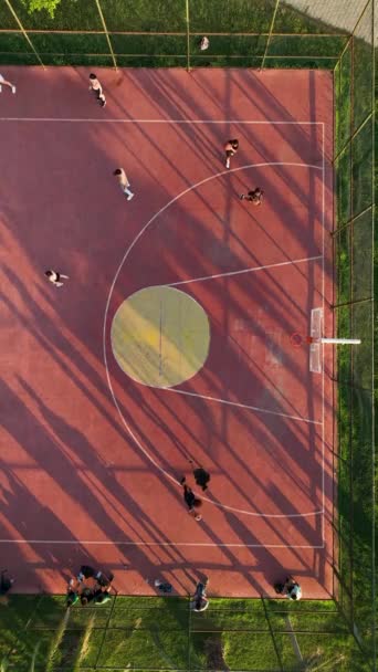 Pouliční Basketbal Sportovní Den Výhled Hřiště — Stock video