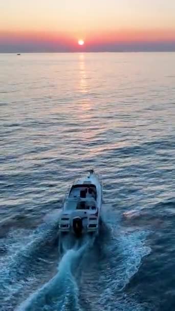 Barco Motor Mar Azul Conceito Marinho Vista Aérea — Vídeo de Stock