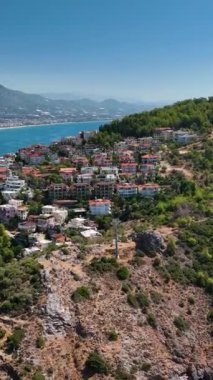 Dikey video yaz titreşimleri. Alanya Kalesi.