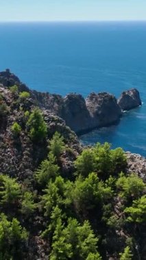 Dikey video yaz titreşimleri. Alanya Kalesi.