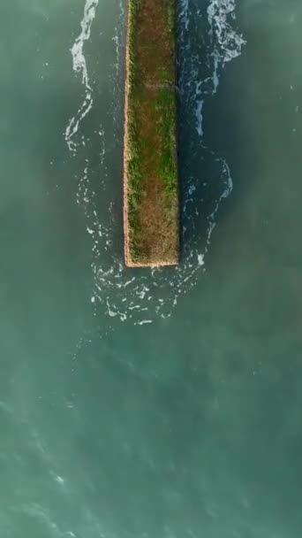 Descansar Mar Caminar Largo Vista Aérea Del Muelle — Vídeo de stock