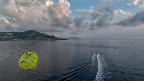 地中海的水活动 — 图库视频影像