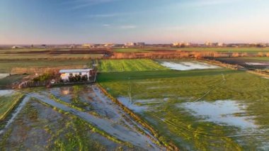 Çiftlik Arkaplanı Hava Görüntüsü 4K