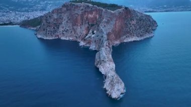 Cloudy weather rest in a beautiful place , blue sea 4K