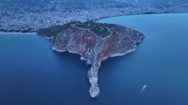 Cloudy weather rest in a beautiful place , blue sea 4K