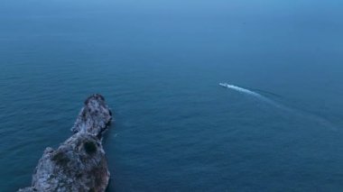 Cloudy weather rest in a beautiful place , blue sea 4K