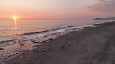 Kaliteli bir geçmiş, mavi deniz, sahil tatili 4K