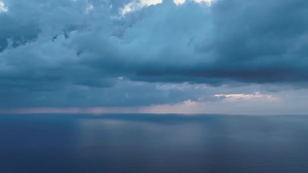 Καλής Ποιότητας Φόντο Γαλάζια Θάλασσα Παραθαλάσσιες Διακοπές — Αρχείο Βίντεο
