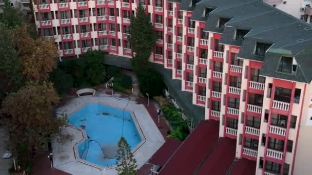 Empty Swimming Pool Hotel Aerial View — Wideo stockowe
