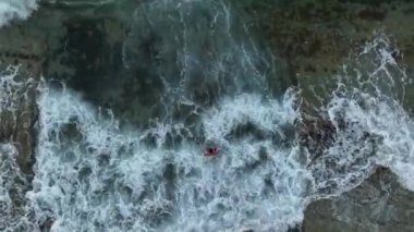 Kaliteli bir geçmiş, mavi deniz, sahil tatili 4K