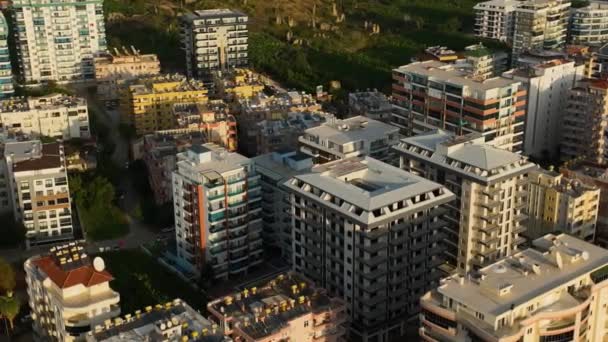 Plac Budowy Budynku Mieszkalnym Ostatnim Etapie Budowy Przygotowanie Projektowania Krajobrazu — Wideo stockowe