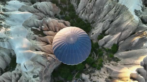 Drone Voando Sobre Incríveis Formações Rochosas Paisagem Fabulosa Capadócia Destino — Vídeo de Stock