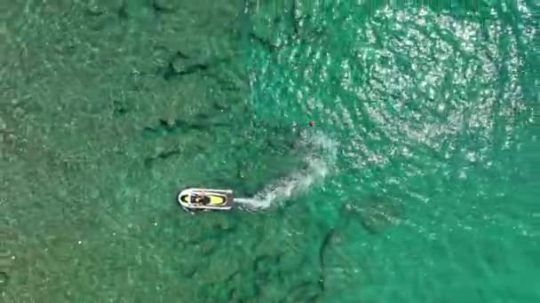 Parasailing Awesome Motor Boat Aerial View — Stock Video