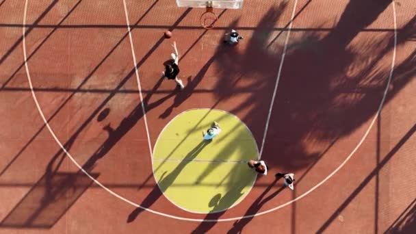 ショアのバスケットボールコートスポーツポイント — ストック動画