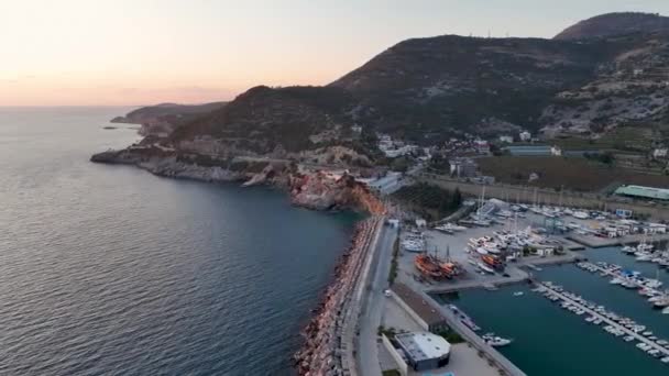 Шоссе Вдоль Средиземного Моря Турции Вид Воздуха Береговую Дорогу Автомобили — стоковое видео