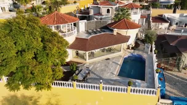 Experience Allure Vintage Elegance Our Professional Drone Showcases Villa Complex — Stock Video