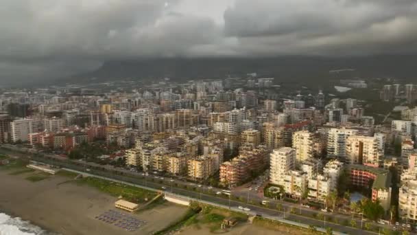 Mergulhe Majestade Cinematográfica Enquanto Drone Captura Ondas Texturizadas Mar Tempestuoso — Vídeo de Stock