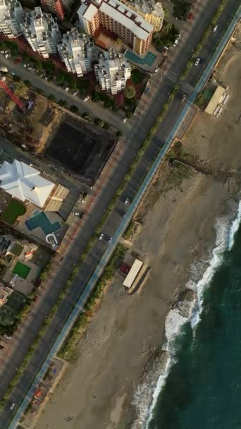 スカイハイAlanya 地中海の都市におけるエリート不動産と新住宅建設の空中探査 — ストック動画