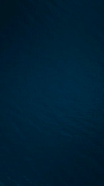Погрузитесь Спокойствие Туманной Сцены Этим Вертикальным Видео Почувствуйте Драматические Цвета — стоковое видео