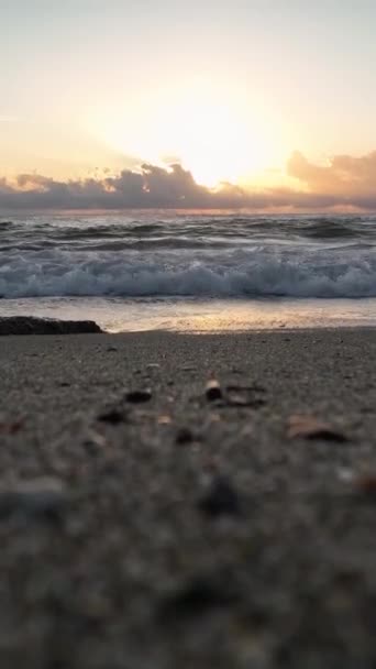 Dopřejte Vizuální Potěšení Vertikálního Videa Zachycujícího Dechberoucí Mořskou Pláň Alanyi — Stock video
