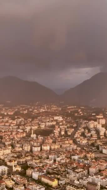 Entdecken Sie Die Gelassenheit Von Alanya Durch Dieses Faszinierende Vertikale — Stockvideo