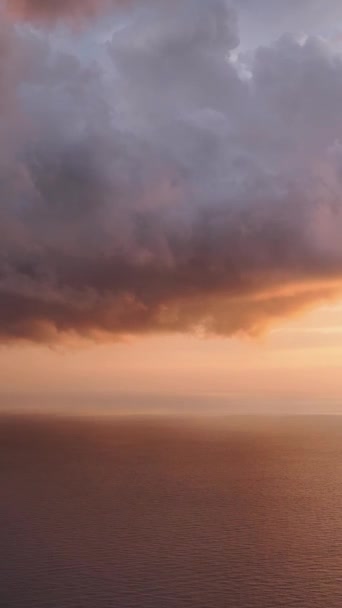 Cufundați Peisajul Captivant Orașului Împotriva Unui Apus Soare Magnific Alanya — Videoclip de stoc
