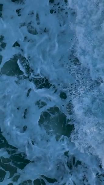Преобразуйте Ваши Проекты Художественные Обои Завораживающей Замедленного Движения Прибрежной Эстетики — стоковое видео
