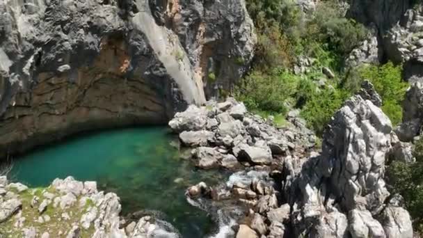 Fördjupa Dig Den Fascinerande Elegansen Det Ikoniska Vattenfallet Antalya Turkiet — Stockvideo