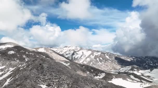 Experimente Las Maravillas Cinematográficas Las Montañas Turcas Principios Primavera Través — Vídeos de Stock