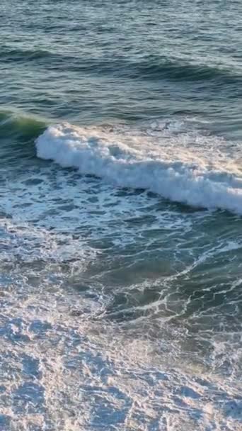 Experimente Beleza Fascinante Voo Drone Câmera Lenta Sobre Mar Tempestuoso — Vídeo de Stock