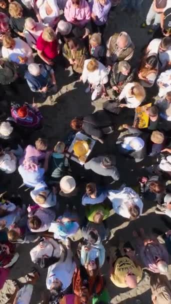 See People Celebrate Orthodox Festival Enjoying Sunny Day Mediterranean — Stock Video