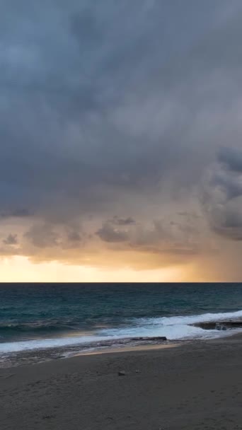 Испытайте Магию Побережья Наблюдая Самым Потрясающим Закатом Средиземном Море Алании — стоковое видео