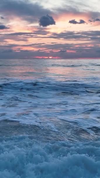 Vstupte Světa Oceánských Snů Filmovými Zpomalenými Záběry Zachycujícími Vibrace Západu — Stock video