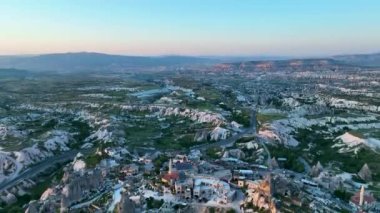 Kapadokya 'nın Kozmik Manzarası