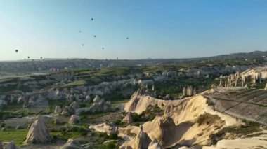 Kapadokya 'nın Kozmik Manzarası