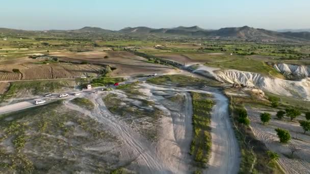 土耳其 无人机飞越令人惊奇的岩层神奇的风景 — 图库视频影像