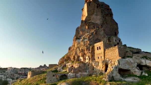 Turcja Dron Przelatujący Nad Niesamowitymi Formacjami Skalnymi Wspaniały Krajobraz — Wideo stockowe