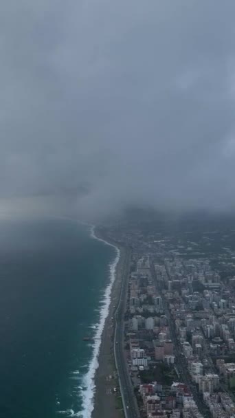 Testemunhe Magia Céu Nublado Cores Encantadoras Pôr Sol Sobre Mar — Vídeo de Stock